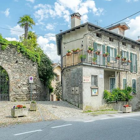 Castle&Lake Rezzonico Exterior foto